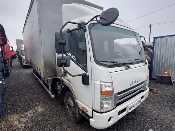 Тентованный грузовик JAC N90L 2023 года б/у