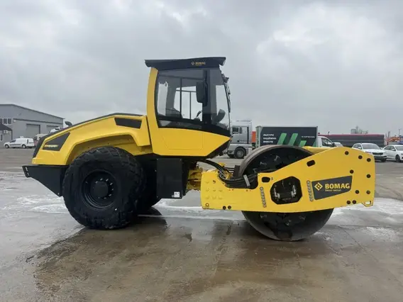 Каток BOMAG BW 218 D-5 SL 2024 года б/у фото 6