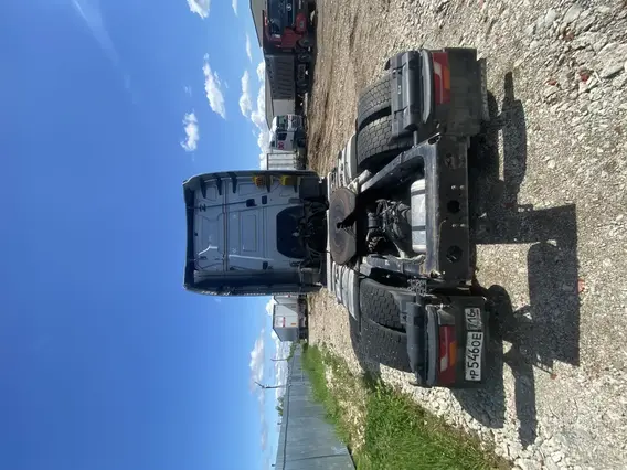 Седельный тягач Shacman SX4188YY381 2023 года б/у фото 6