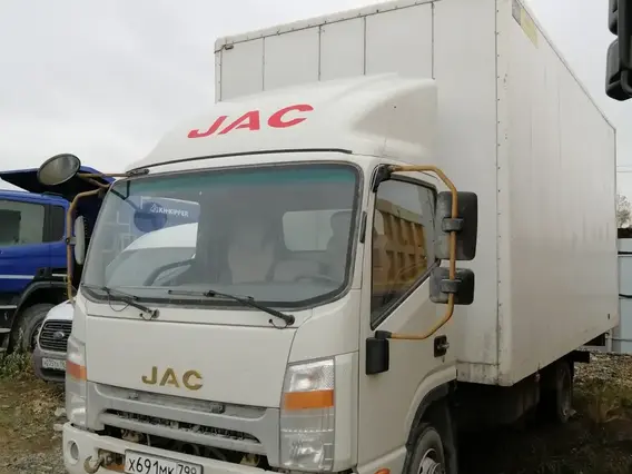 Изотермический фургон JAC N75 2018 года б/у фото 3