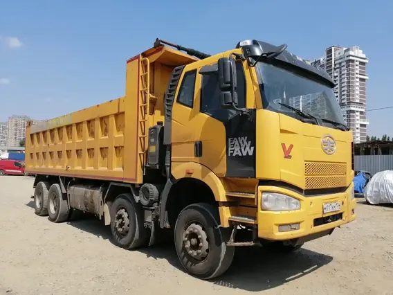 Самосвал FAW J6 2021 года б/у