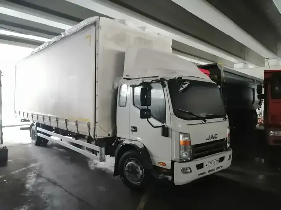 Тентованный грузовик JAC N120 2022 года б/у