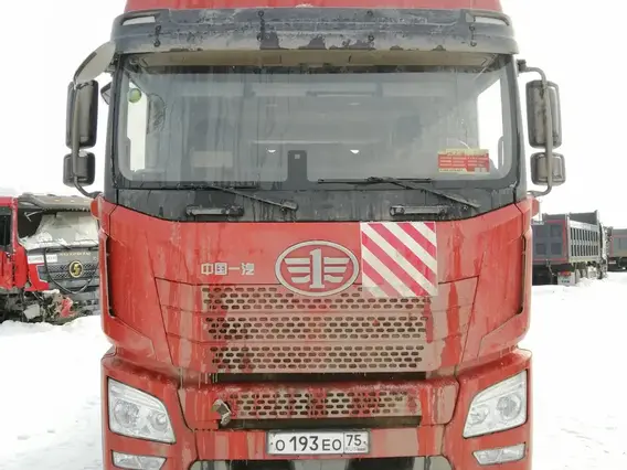 Седельный тягач FAW JH6 2022 года б/у фото 3