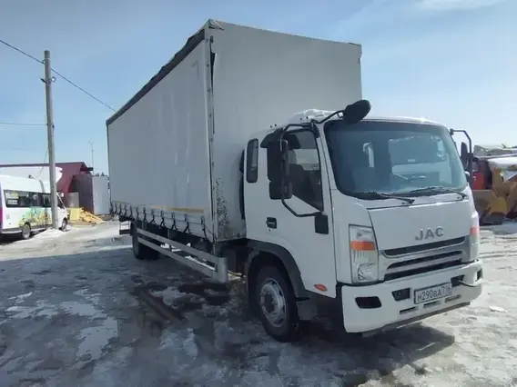 Тентованный грузовик JAC N120 2022 года б/у
