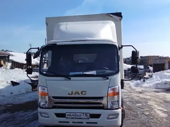 Тентованный грузовик JAC N120 2021 года б/у фото 3