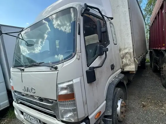 Тентованный грузовик JAC N120 2022 года б/у фото 4
