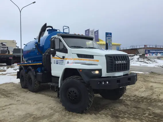 Ассенизатор Урал NEXT 4320-72E5 2026 года новый