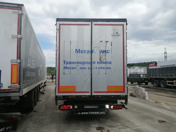 Тентованный полуприцеп Тонар 97882 2021 года б/у фото 4