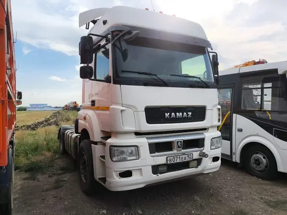 Седельный тягач Камаз 5490 2020 года б/у