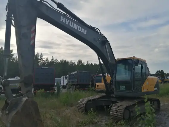 Экскаватор HYUNDAI R215VSPRO 2022 года б/у фото 4