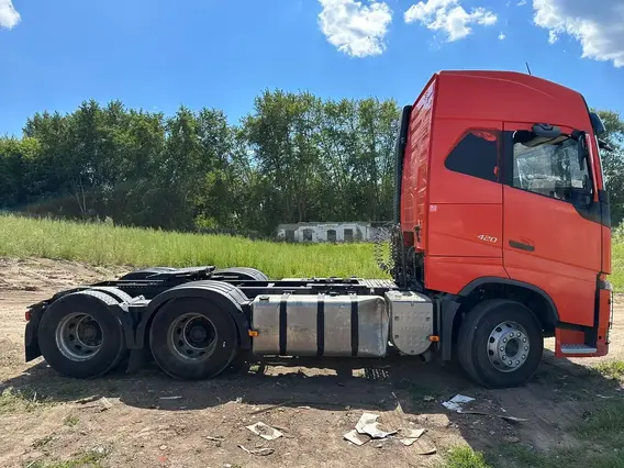 Седельный тягач Volvo FH 2018 года б/у фото 9