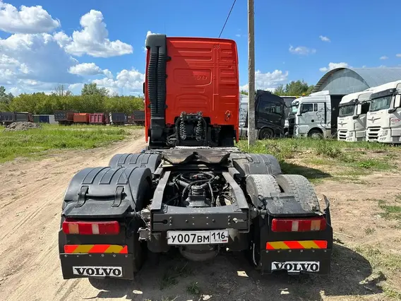 Седельный тягач Volvo FH 2018 года б/у фото 7
