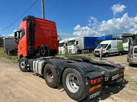 Седельный тягач Volvo FH 2018 года б/у фото 6