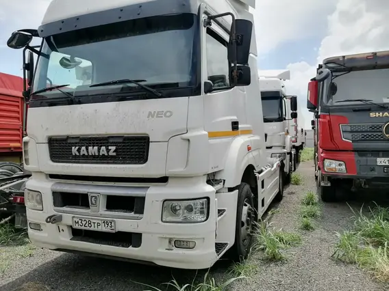 Седельный тягач Камаз 5490 2017 года б/у фото 3