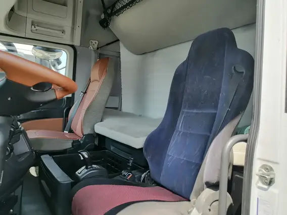 Седельный тягач Foton Auman EST A 2023 года б/у фото 10