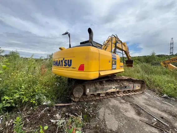 Экскаватор KOMATSU PC220-8MO 2022 года б/у фото 5