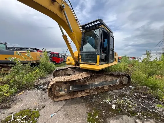 Экскаватор KOMATSU PC220-8MO 2022 года б/у фото 4