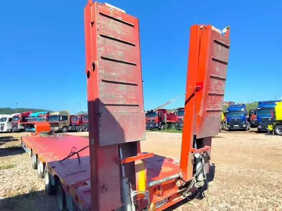 Полуприцеп-трал SPECPRICEP 9942L4 2022 года б/у
