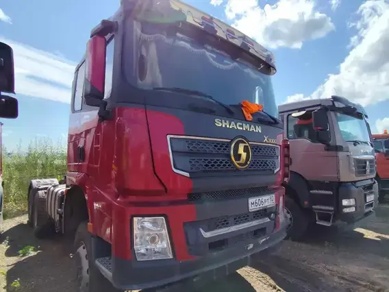 Седельный тягач Shacman SX42586V385 2022 года б/у