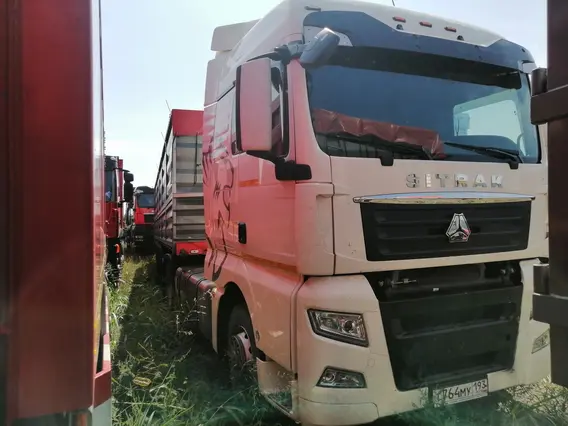 Седельный тягач SITRAK c7h 2023 года б/у