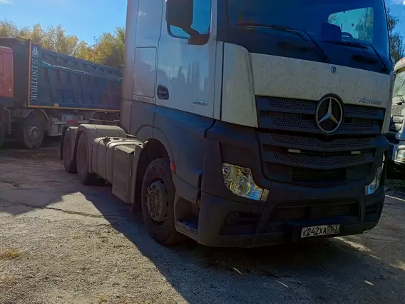 Седельный тягач Mercedes-Benz Actros С 2023 года б/у