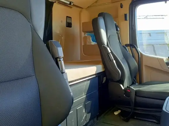 Седельный тягач Mercedes-Benz Actros С 2023 года б/у фото 8