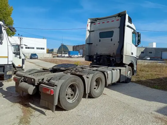 Седельный тягач Mercedes-Benz Actros 2023 года б/у фото 7