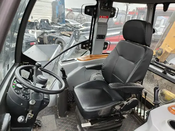 Экскаватор-погрузчик RUNMAX SE440T 2022 года б/у фото 11