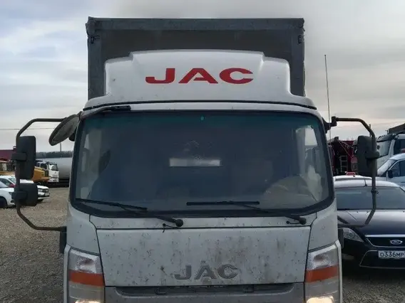 Тентованный грузовик JAC N120 2020 года б/у фото 2