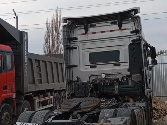Седельный тягач FAW JH6 2023 года б/у фото 4