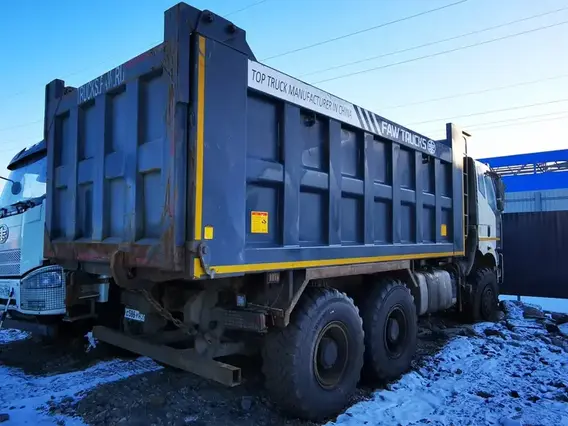 Самосвал FAW J6 2023 года б/у фото 7