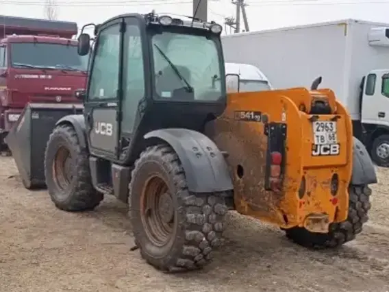 Фронтальный погрузчик JCB LOADALL 541-70 2021 года б/у