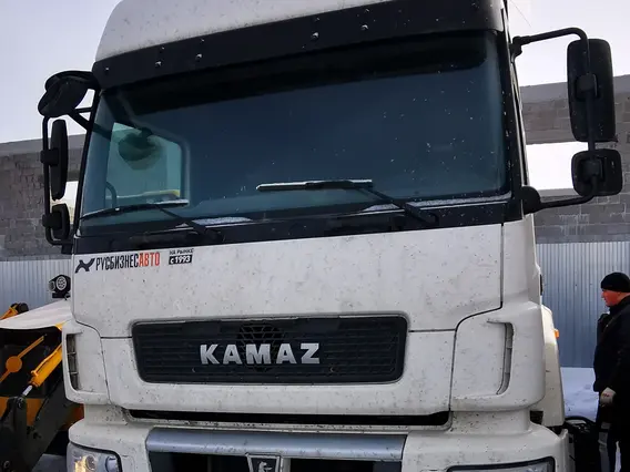 Седельный тягач Камаз 65209 2021 года б/у