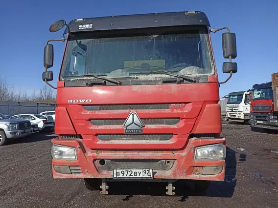 Самосвал Howo HW76 2022 года б/у фото 2
