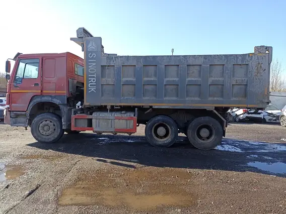 Самосвал Howo HW76 2022 года б/у фото 4