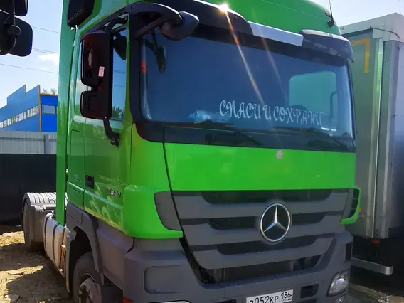 Седельный тягач Mercedes-Benz Actros 2017 года б/у фото 2