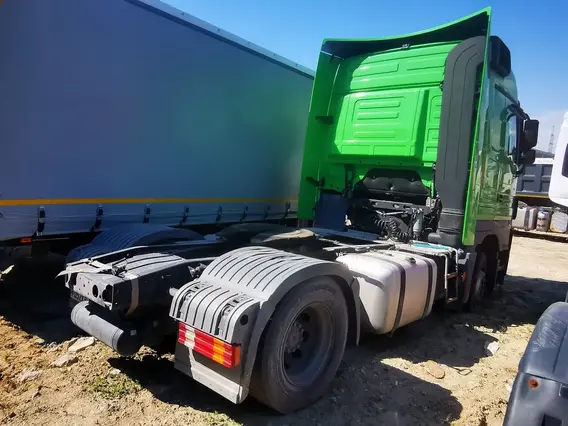 Седельный тягач Mercedes-Benz Actros 2017 года б/у фото 6