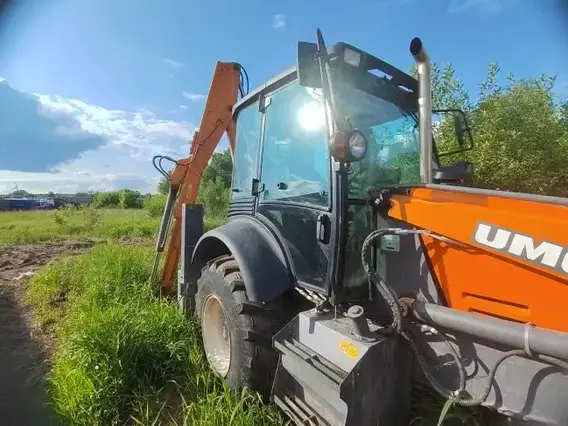 Экскаватор-погрузчик UMG TLB 827 2024 года б/у