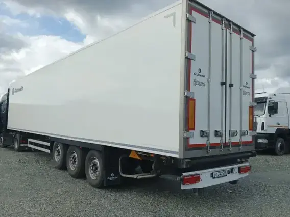 Изотермический полуприцеп Grunwald GRW3R1 2024 года б/у
