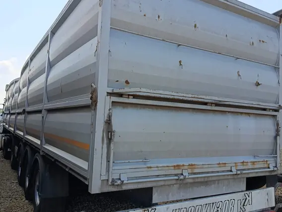 Полуприцеп-зерновоз КРОПКУЗОВ 85057B 2023 года б/у фото 2