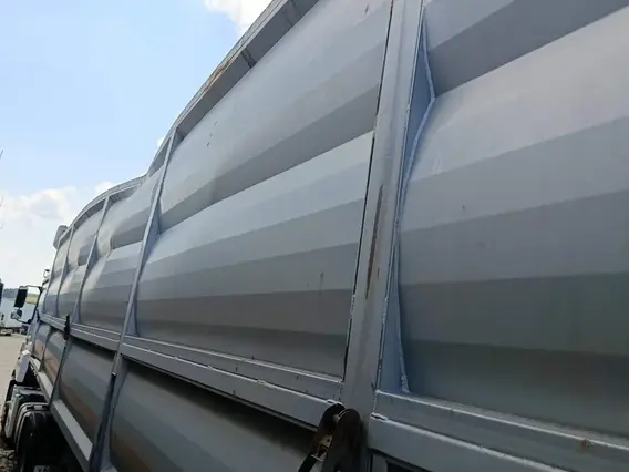 Полуприцеп-зерновоз КРОПКУЗОВ 85057B 2023 года б/у фото 3