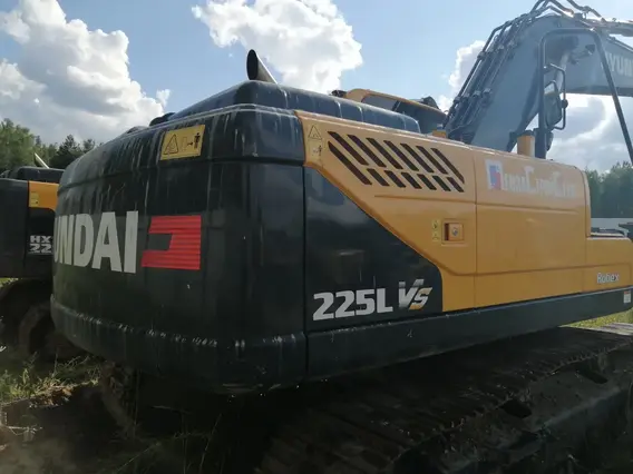 Экскаватор HYUNDAI R225LVS 2022 года б/у фото 5