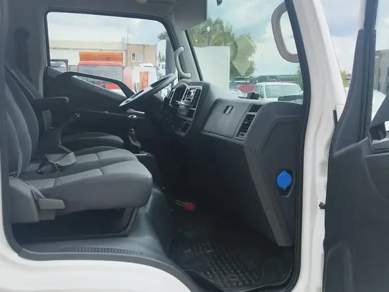 Эвакуатор Hyundai Mighty EX8 2024 года б/у фото 9