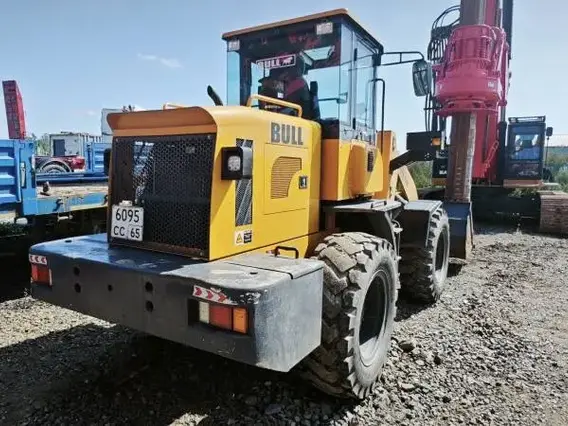 Погрузчик сельскохозяйственный BULL SL300 2024 года б/у фото 4