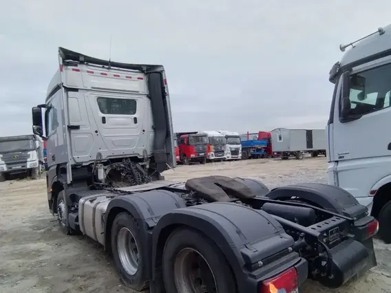 Седельный тягач Mercedes-Benz Actros 2022 года б/у фото 6