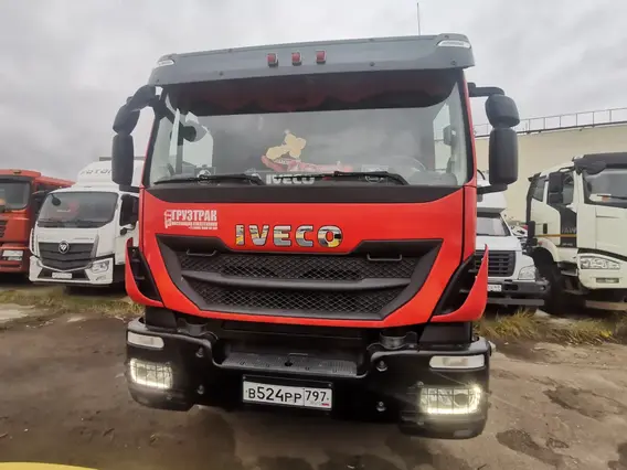 Самосвал IVECO Trakker 2021 года б/у фото 2