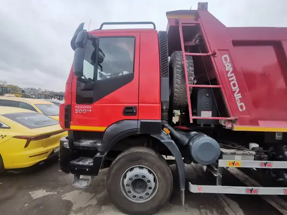 Самосвал IVECO Trakker 2021 года б/у фото 4