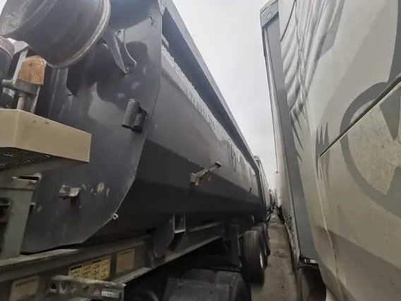 Полуприцеп самосвальный GRUNWALD 9453 2020 года б/у фото 5