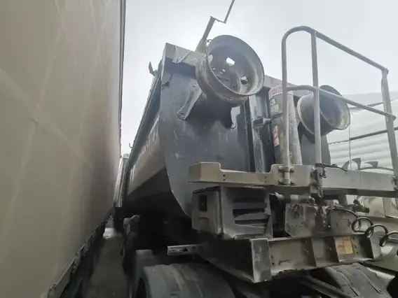 Полуприцеп самосвальный GRUNWALD 9453 2020 года б/у