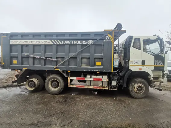 Самосвал FAW J6 2023 года б/у фото 6